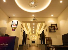 Hostells - Backpacker Hostel near Pune Station, hotel in Poona