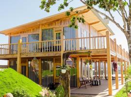 KMI Homestay – Tea and Coffee, hotel v destinaci Di Linh