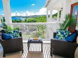 The Hideaway 3 Bedroom suite Pool/Sea View