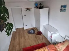 Relax, Cozy and Welcoming Room Near train station