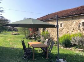 Le Merlat Gite, vacation rental in Beaucaire