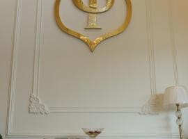Crown Park Luxury Hotel, hotel v destinaci Bhīlwāra