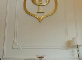 Crown Park Luxury Hotel