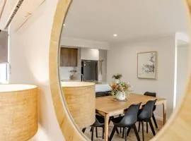 Spacious and Convenient - Azure Retreat