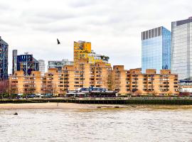Happy River Thames View Entire Apartment, hotel di Southwark, London