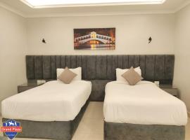 Grand Plaza Sheikh Zayed, hotell i Kafr Abū ʼumaydah