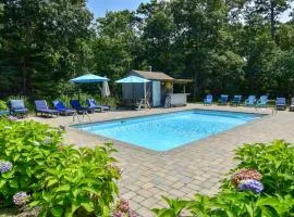 Sleeps 14 Home w Pool Great for Families