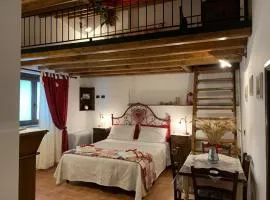 B&B La Casa della Nonna - L'Antico Fienile