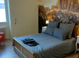 Milan Rho Fiera Cornaredo apartment, hotel v destinaci Cornaredo