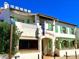 Hotel Lou Marquès, hotel económico em Saintes-Maries-de-la-Mer