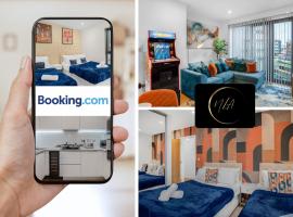 Stylish City Centre Serviced Apartment in Birmingham, Wi-Fi, Games and Netflix - By Noor Luxury Accommodations, hotel v Birminghame