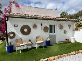 Villa Casa Rosa, El Torcal, apartamento en Almogía