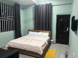 Jackie Grand Hotel, hotell i Cape Coast