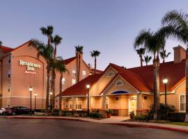 Residence Inn Anaheim Hills Yorba Linda, готель у місті Анагайм