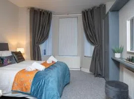 1 BDR apartment at QUEENS UNI by Belfast City Breaks