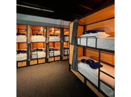 Capsuleaccom Hostel