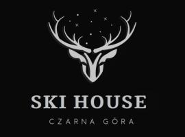 Ski House Czarna Góra โรงแรมในชาร์นาโกรา