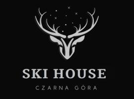 Ski House Czarna Góra, hotel en Czarna Góra