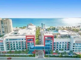 Condo Resort - Best Stay - Balcony - Rooftop pool - Gym