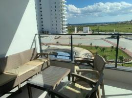 Nice Flat In Caesar Resort, hotel en Iskele