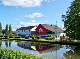 Auberge La Péniche, hotel di Pierrefitte-sur-Loire
