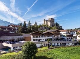 Alpin Chalet am Burgsee, hotel sa Ladis