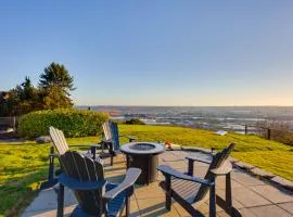 Charming Tacoma Apartment with Deck and Skyline Views!