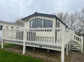 Golden Sands Haven Remarkable Caravan Getaway – hotel w mieście Mablethorpe