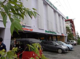 Bright Bravo Hotel, hotel a Kurunegala