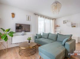 Very pleasant and bright apartment, apartment sa LʼÎle-Saint-Denis