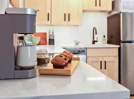 Boho Southwest Modern Unit 3 with Butte Mtn Views