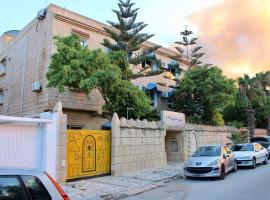 Hotel DONIA, hotel with parking in Hammam Chott