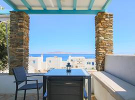 Τinos Sea View Residence, hotel a Agios Sostis