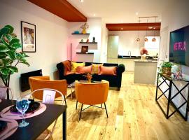 Dawn House - Wyndale Living -Bham JQ 3BR Townhouse, готель у Бірмінгемі