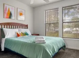 Family condo near Lettuce Lake