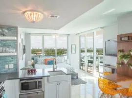 Coconut Grove 10th Fl Studio Parking Included