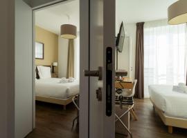 Saint-Nazaire में, होटल Best Western Hotel De La Plage Saint Marc sur Mer