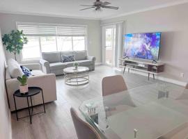 Spacious South Bay Condo, lodging in Torrance