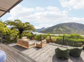 Tepuia Daze - Havelock Holiday Home, Hotel in Picton