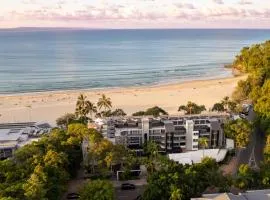 Netanya Noosa Beachfront Resort
