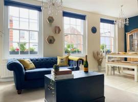 Elegant, Luxury Family Apartment! Marlow Town Centre, Walk to Pubs、Buckinghamshireのアパートメント