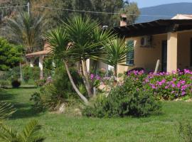 Affittacamere Soleluna, hotel in Castiadas