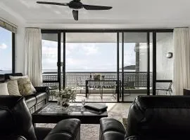 101 High-rise Apartment with Panoramic Ocean Views