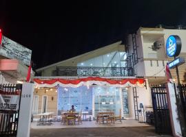 Macan Kumbang Residence, hotell i Palembang