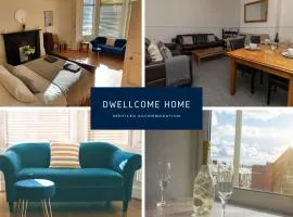 Dwellcome Home Ltd Spacious 4 King Bedroom 6 Beds Townhouse - see our site for assurance