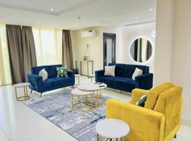 A Luxury furnished apartment located in the hub of Ikoyi Lagos, hotel com estacionamento em Lagos
