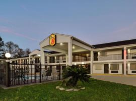 Super 8 by Wyndham Ocean Springs Biloxi, готель у місті Ошен-Спрингс