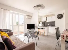 2 pièces proche plages Go011