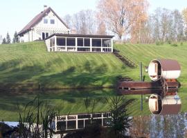 P&otilde;hjakalda, cabană din N&uuml;pli