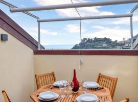 2 Bedroom Awesome Apartment In Moneglia、モネーリアのホテル